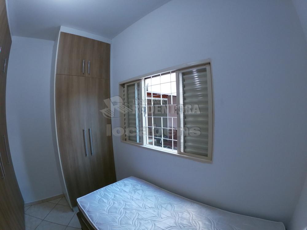 Alugar Casa / Padrão em São José do Rio Preto R$ 2.300,00 - Foto 10