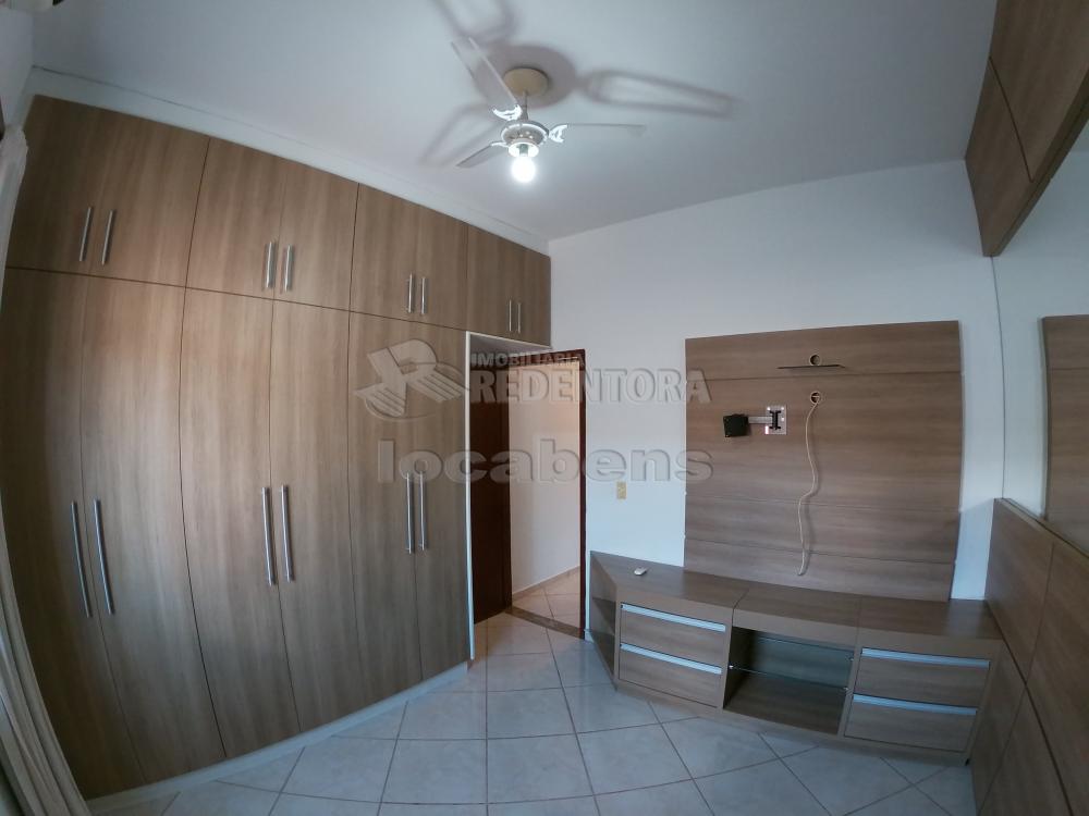 Alugar Casa / Padrão em São José do Rio Preto R$ 2.300,00 - Foto 15