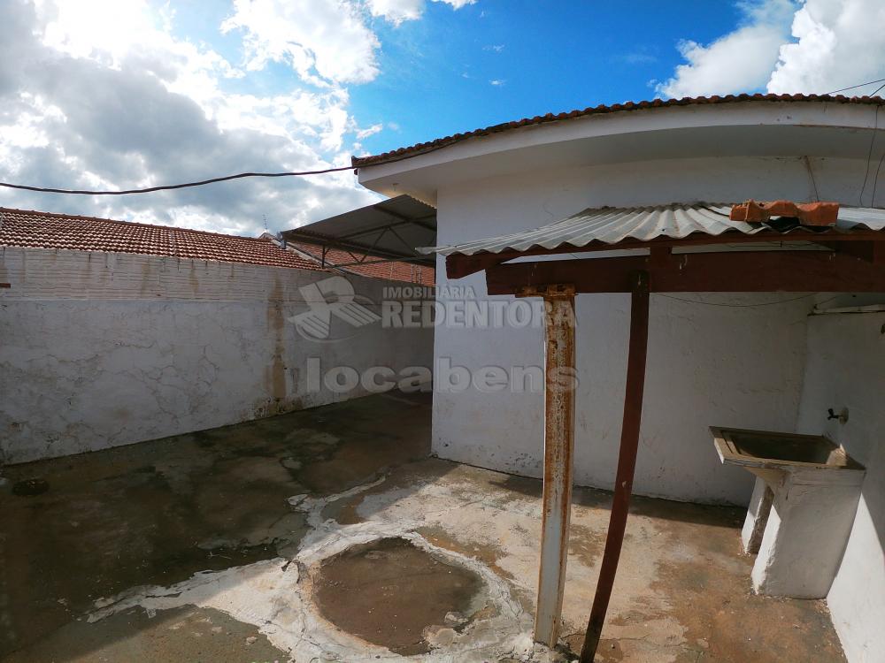 Alugar Casa / Padrão em São José do Rio Preto R$ 900,00 - Foto 19