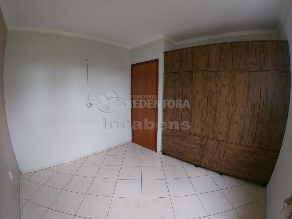 Alugar Apartamento / Padrão em São José do Rio Preto R$ 950,00 - Foto 13