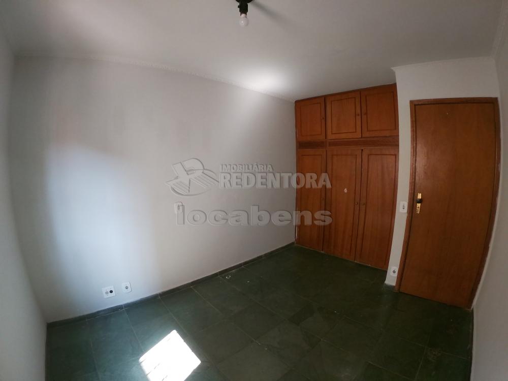 Alugar Apartamento / Padrão em São José do Rio Preto R$ 950,00 - Foto 10