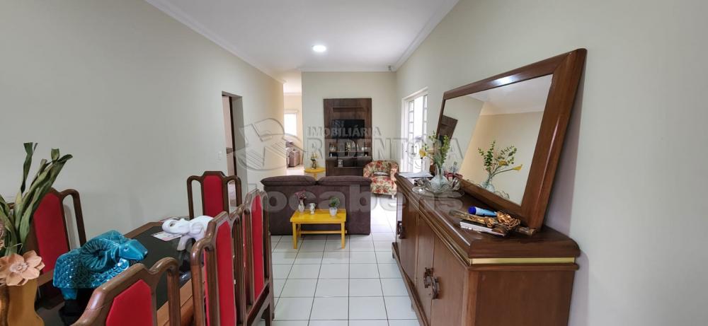 Comprar Casa / Padrão em São José do Rio Preto R$ 440.000,00 - Foto 3