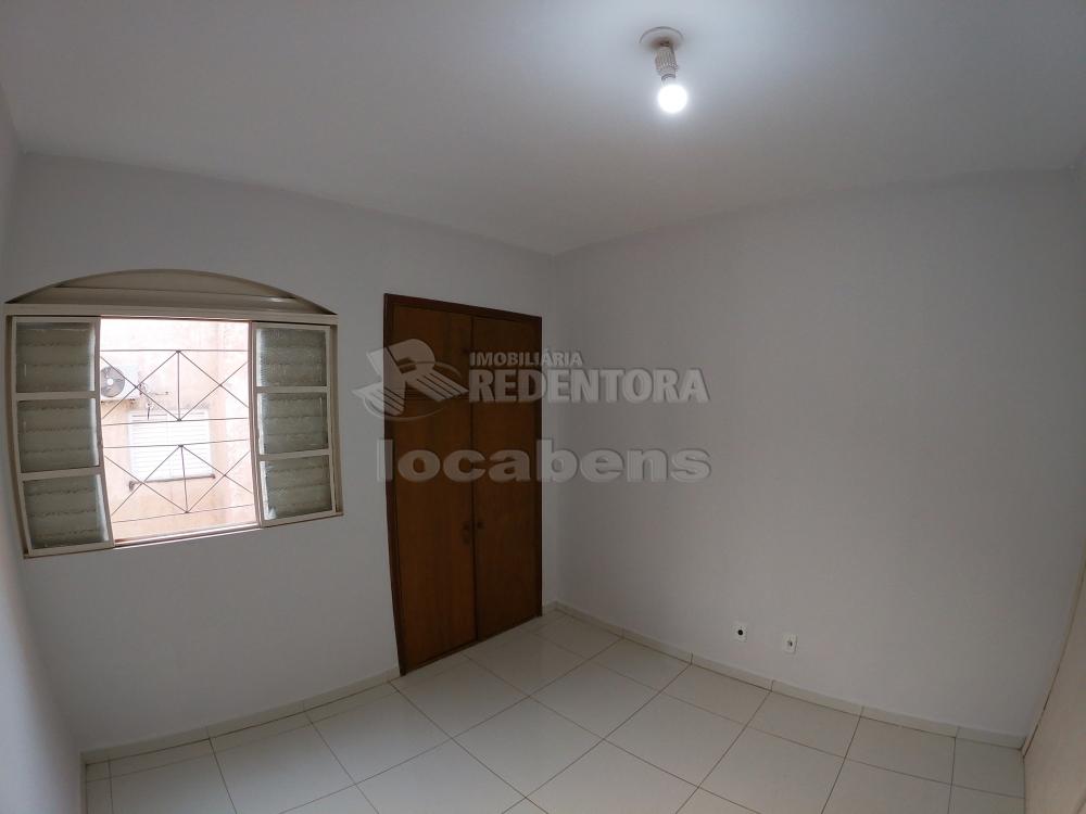 Alugar Apartamento / Padrão em São José do Rio Preto R$ 1.200,00 - Foto 12