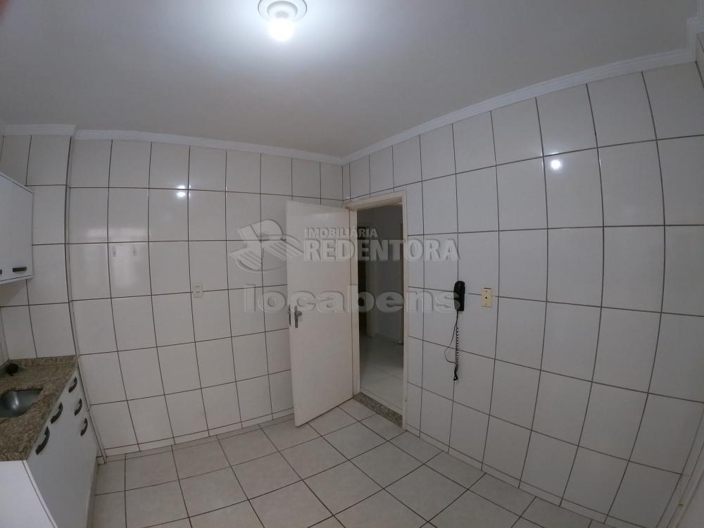 Alugar Apartamento / Padrão em São José do Rio Preto R$ 1.200,00 - Foto 23