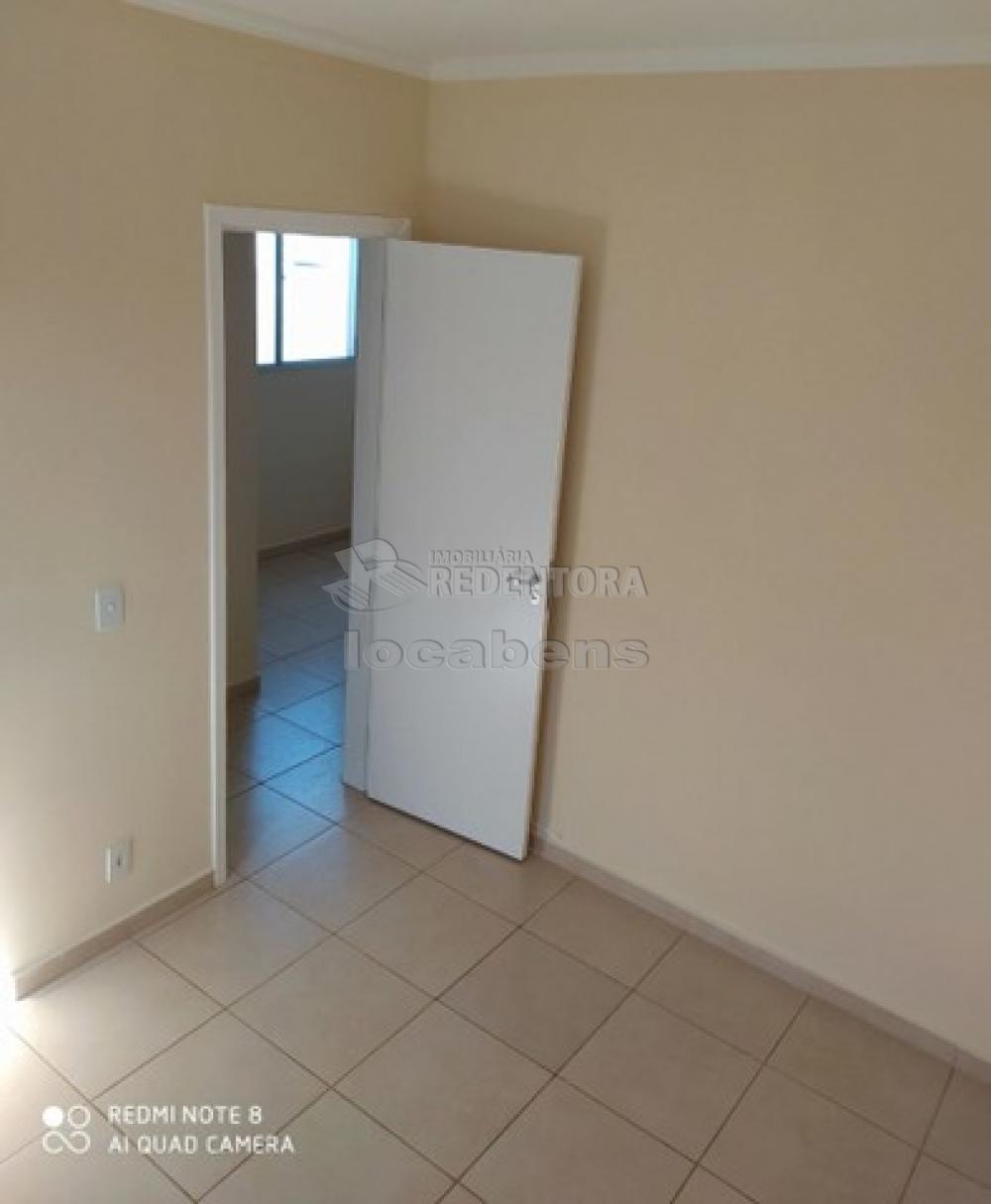 Comprar Apartamento / Padrão em São José do Rio Preto R$ 160.000,00 - Foto 6