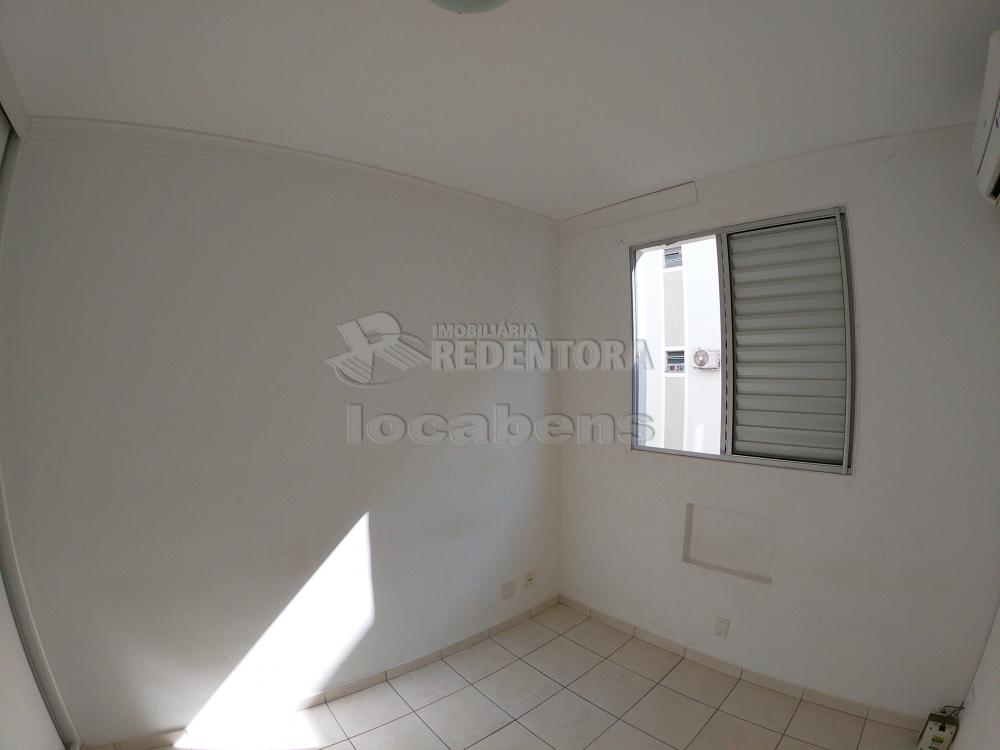 Alugar Apartamento / Padrão em São José do Rio Preto R$ 750,00 - Foto 13