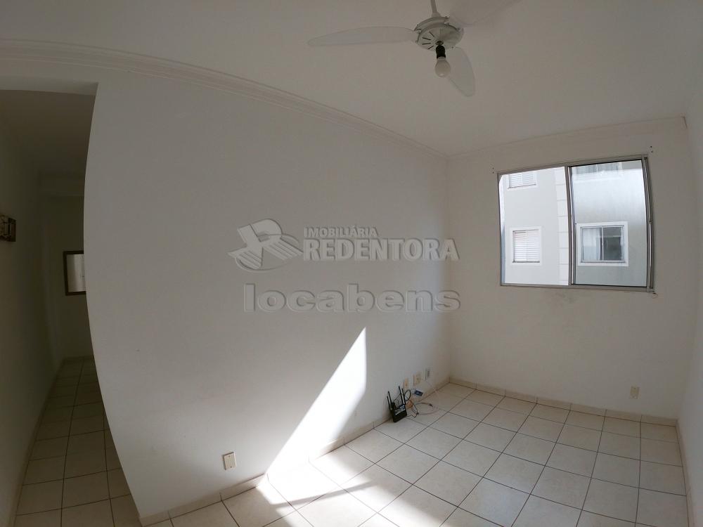 Alugar Apartamento / Padrão em São José do Rio Preto apenas R$ 750,00 - Foto 1