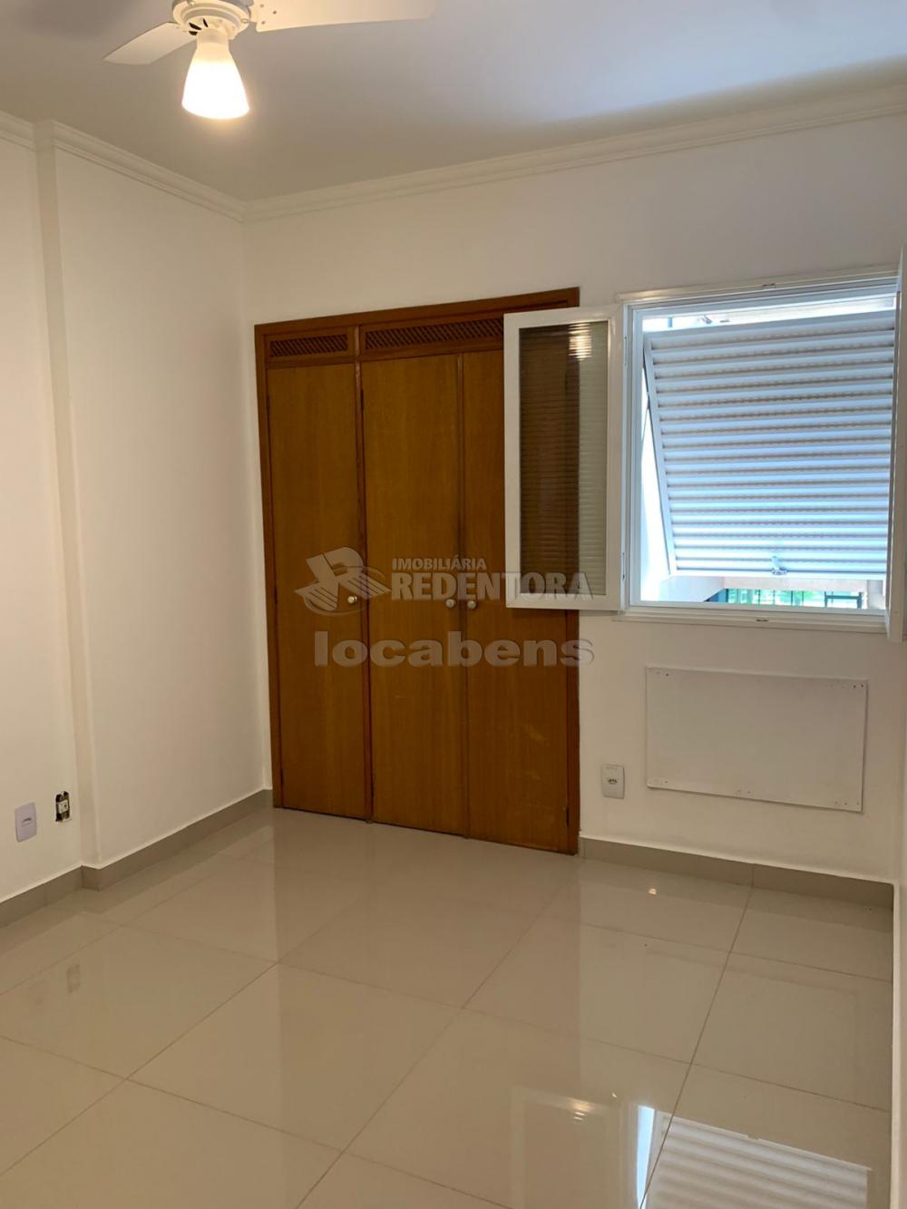 Comprar Apartamento / Padrão em São José do Rio Preto R$ 385.000,00 - Foto 4