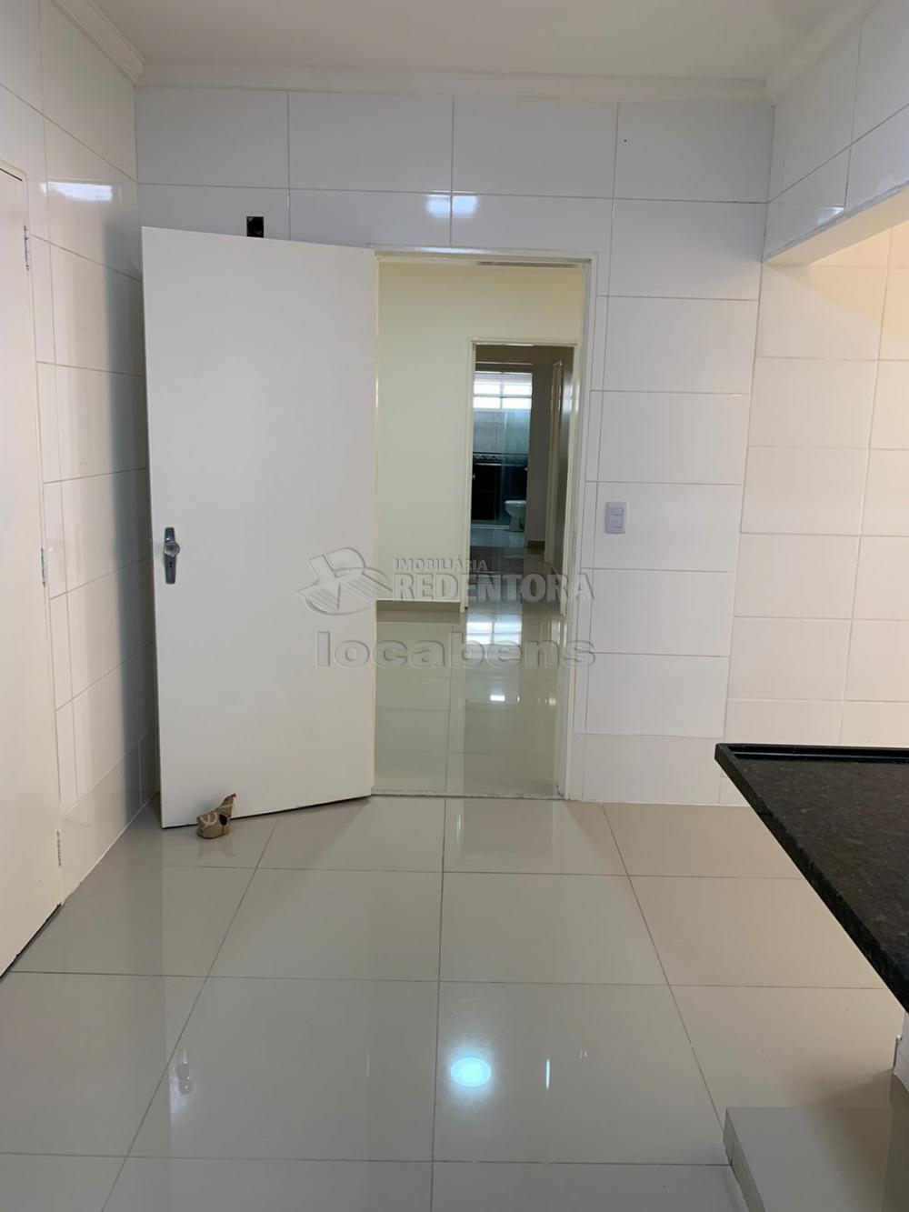 Comprar Apartamento / Padrão em São José do Rio Preto R$ 385.000,00 - Foto 9