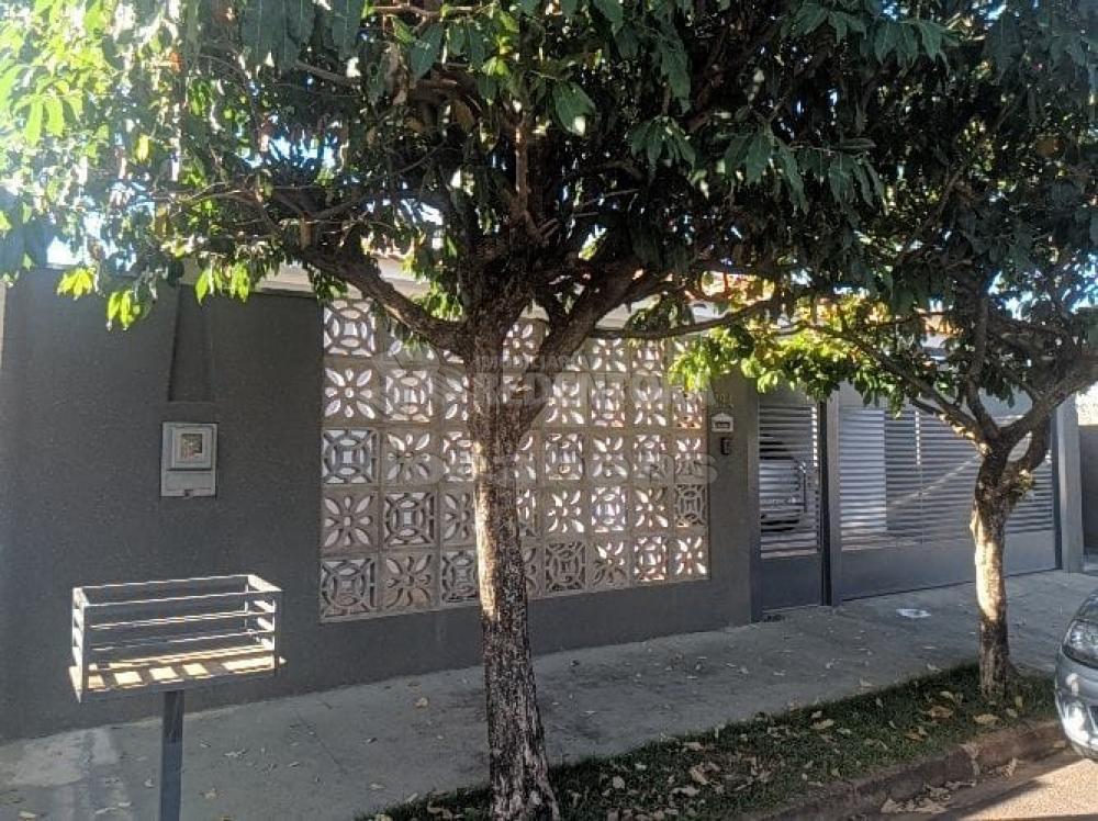 Comprar Casa / Padrão em Bady Bassitt R$ 650.000,00 - Foto 3