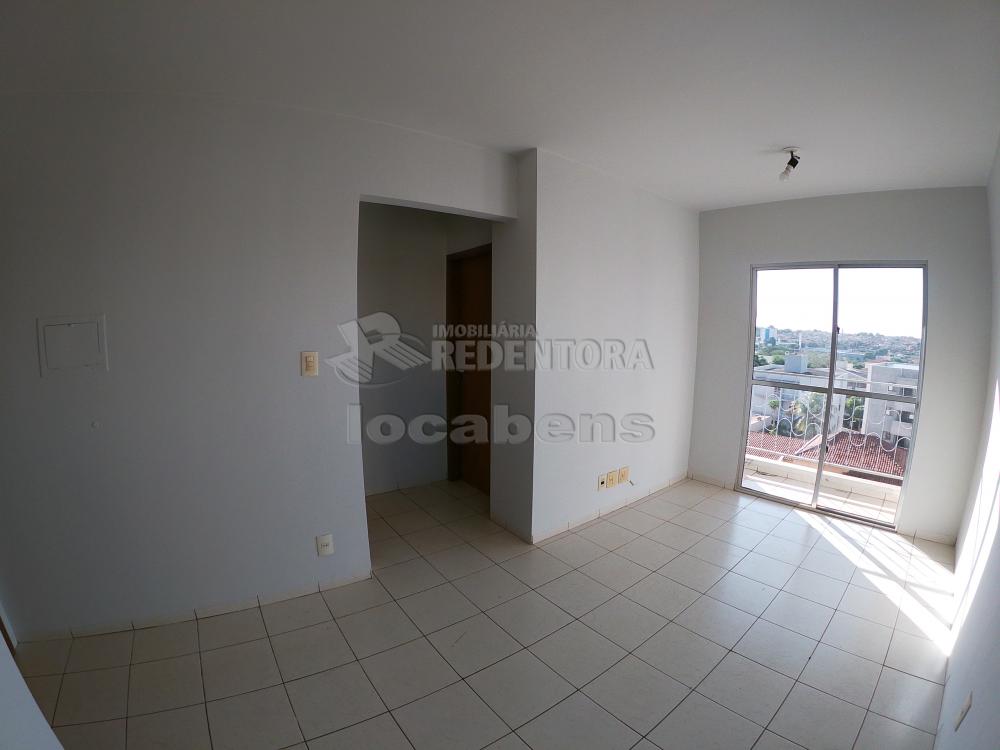 Alugar Apartamento / Padrão em São José do Rio Preto R$ 800,00 - Foto 2