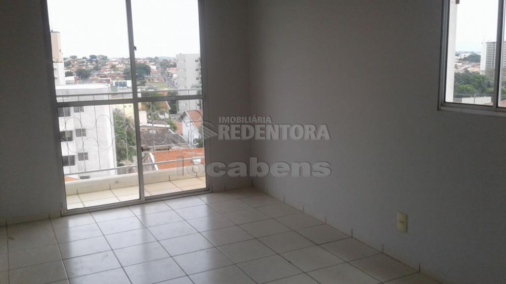 Alugar Apartamento / Padrão em São José do Rio Preto R$ 800,00 - Foto 17