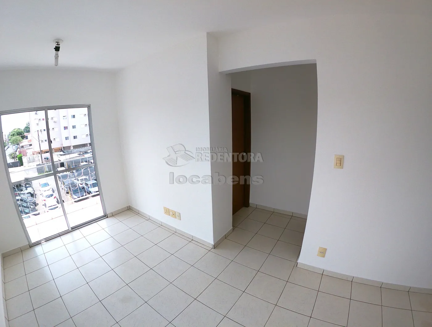 Alugar Apartamento / Padrão em São José do Rio Preto R$ 800,00 - Foto 2