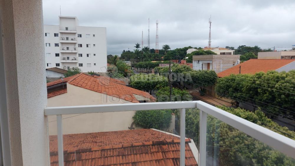 Alugar Apartamento / Padrão em São José do Rio Preto R$ 950,00 - Foto 4