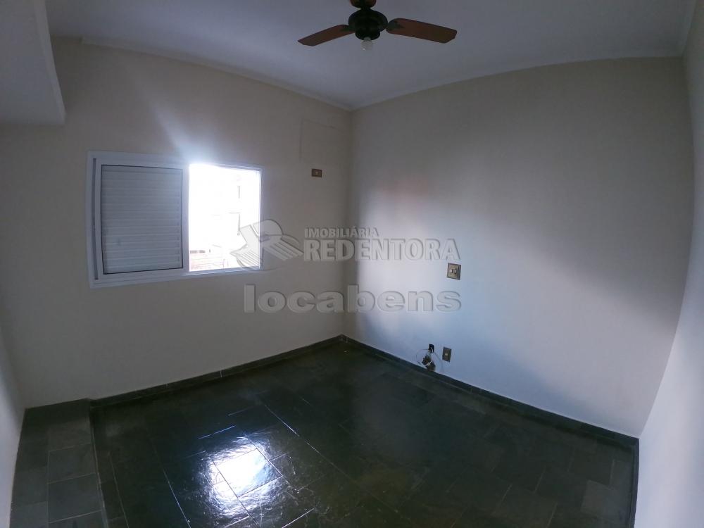 Alugar Apartamento / Padrão em São José do Rio Preto R$ 1.180,00 - Foto 11