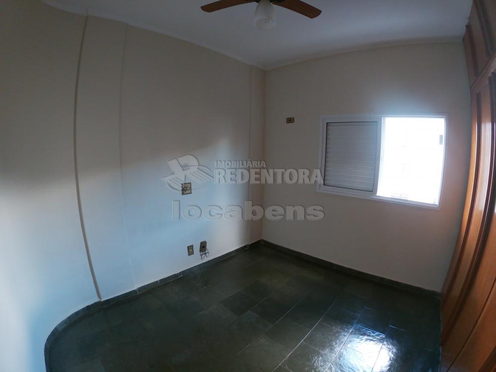 Alugar Apartamento / Padrão em São José do Rio Preto R$ 1.180,00 - Foto 15