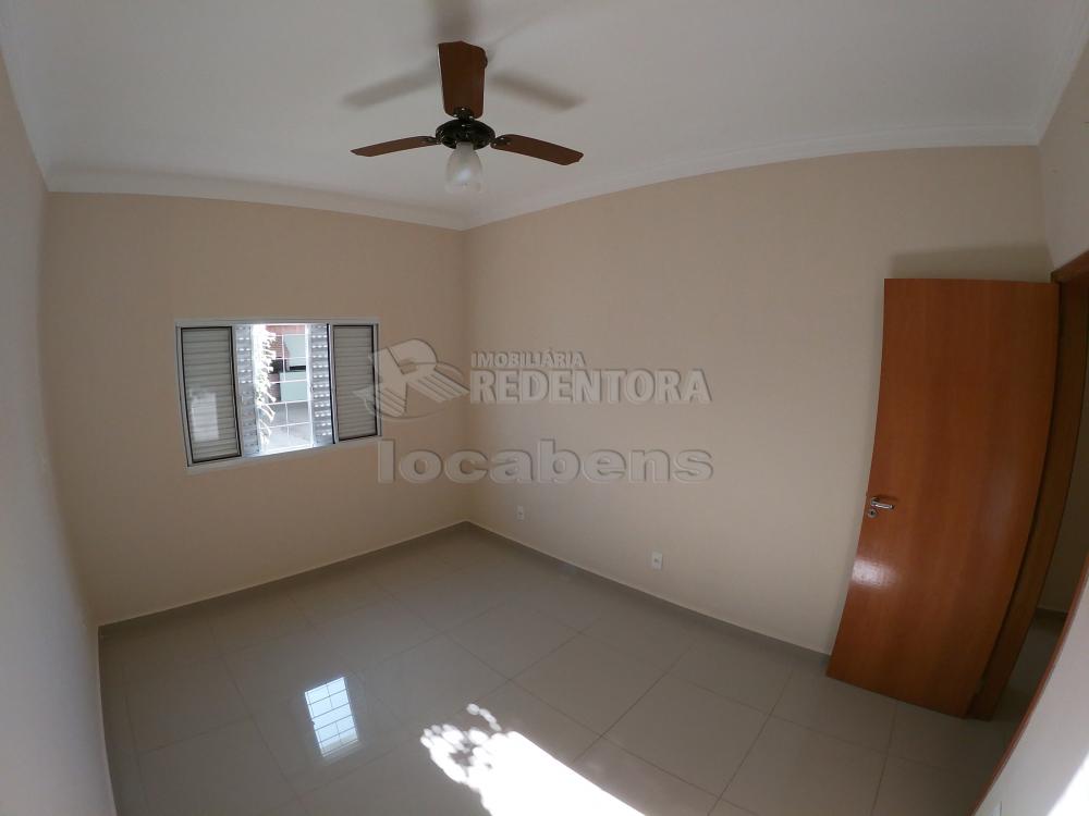 Alugar Casa / Padrão em São José do Rio Preto R$ 2.000,00 - Foto 7