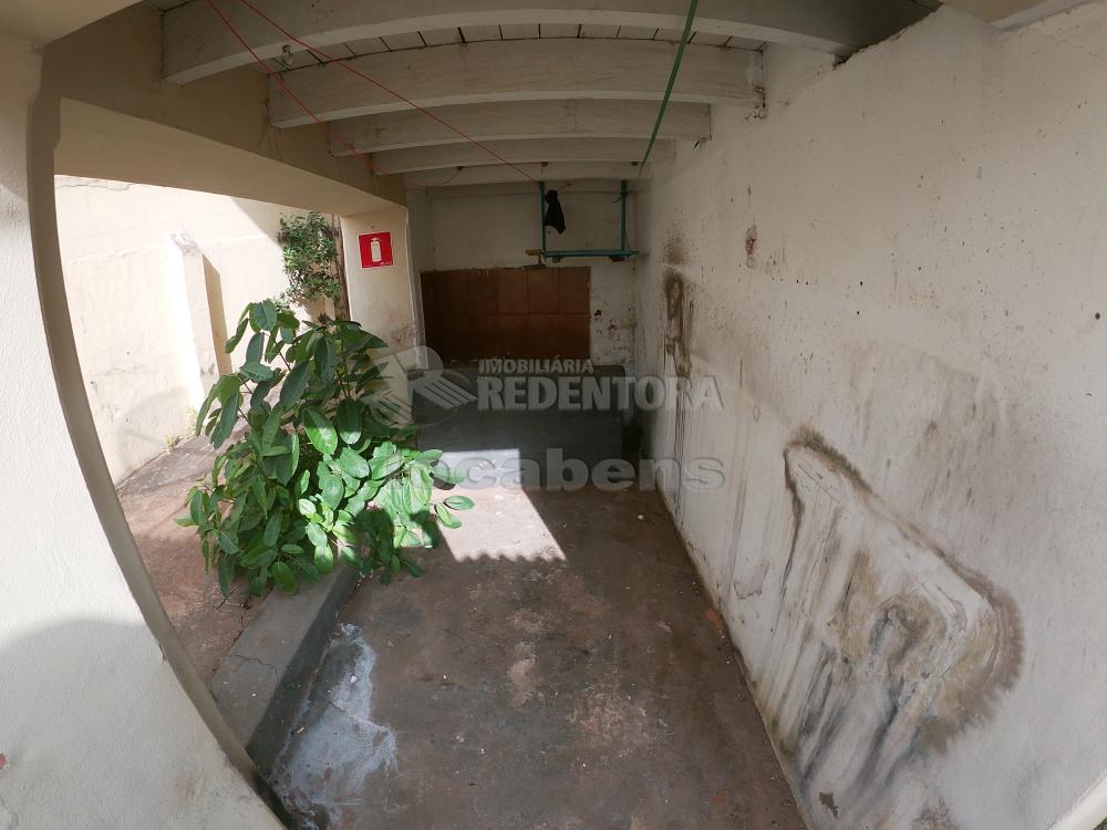 Alugar Casa / Padrão em São José do Rio Preto R$ 1.500,00 - Foto 16