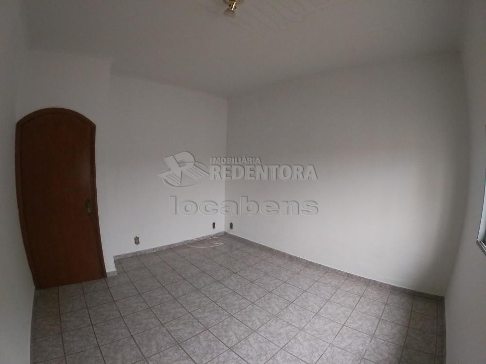 Comprar Casa / Padrão em São José do Rio Preto R$ 380.000,00 - Foto 1