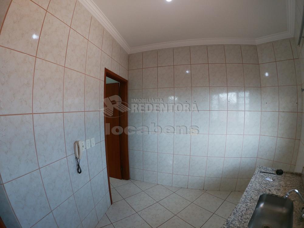 Alugar Apartamento / Padrão em São José do Rio Preto R$ 900,00 - Foto 13