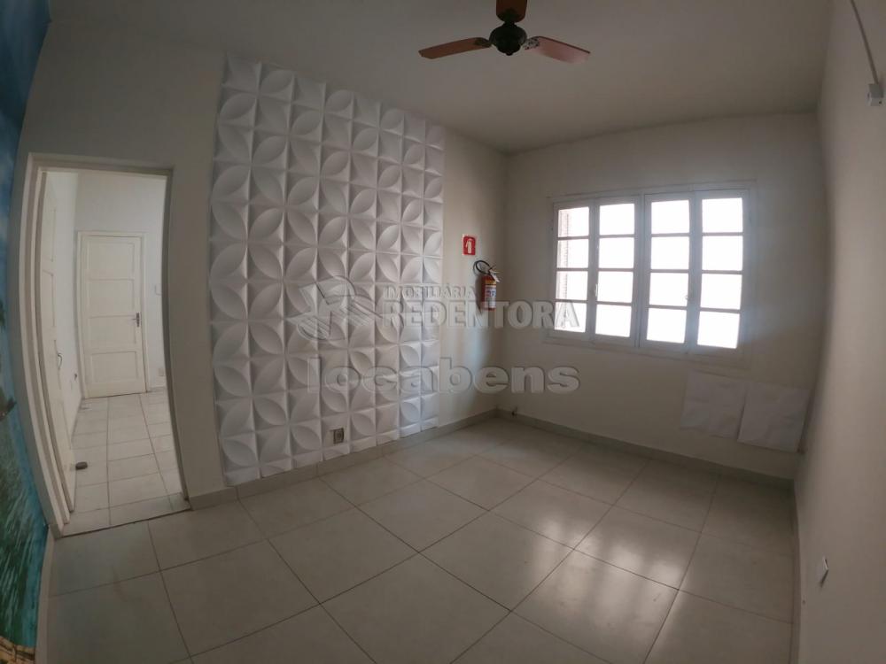 Alugar Comercial / Sala em São José do Rio Preto R$ 900,00 - Foto 7