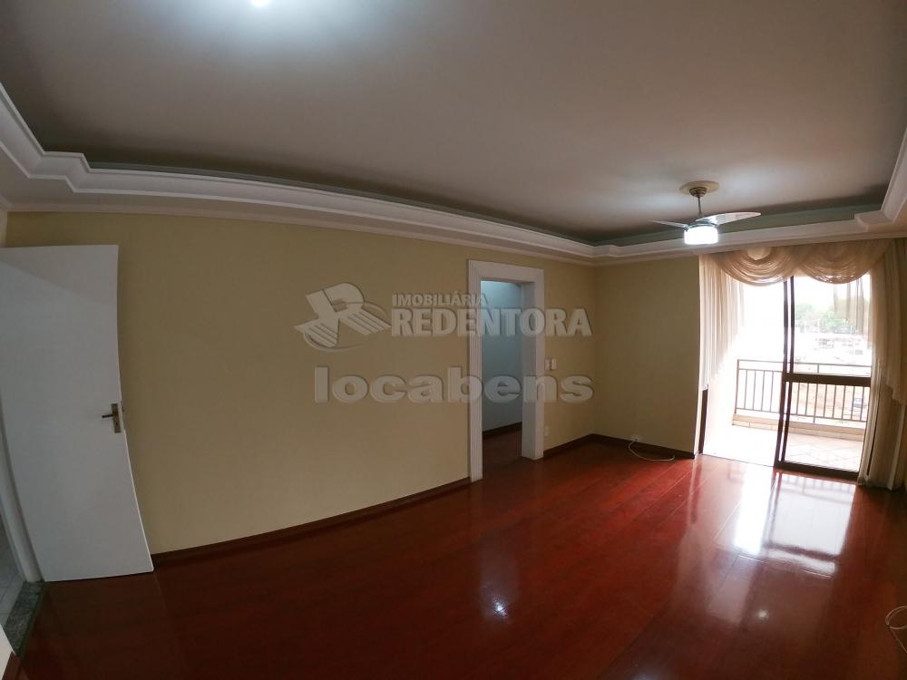 Alugar Apartamento / Padrão em São José do Rio Preto apenas R$ 900,00 - Foto 1