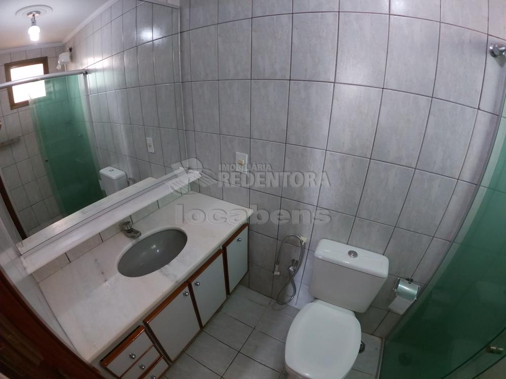 Alugar Apartamento / Padrão em São José do Rio Preto R$ 900,00 - Foto 14