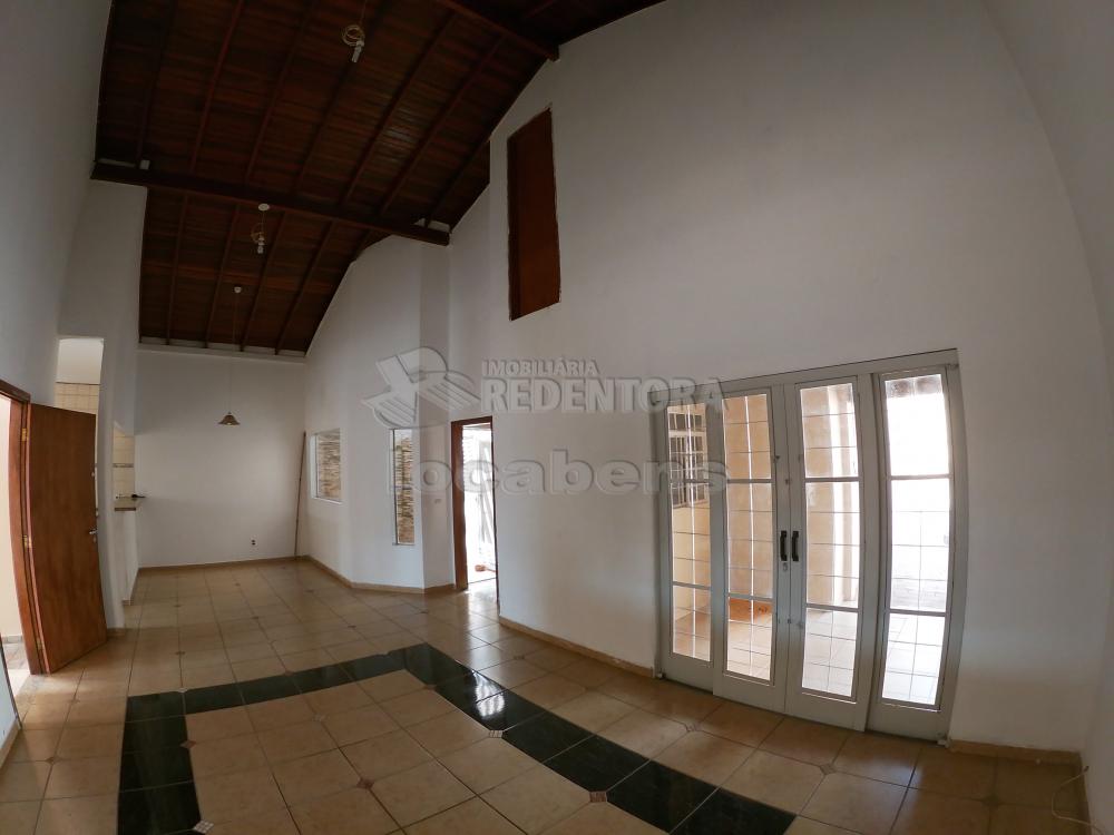 Alugar Casa / Padrão em São José do Rio Preto apenas R$ 1.800,00 - Foto 3