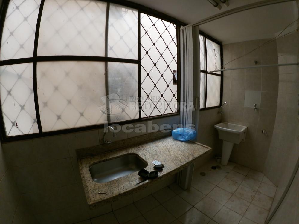 Alugar Apartamento / Padrão em São José do Rio Preto R$ 750,00 - Foto 24