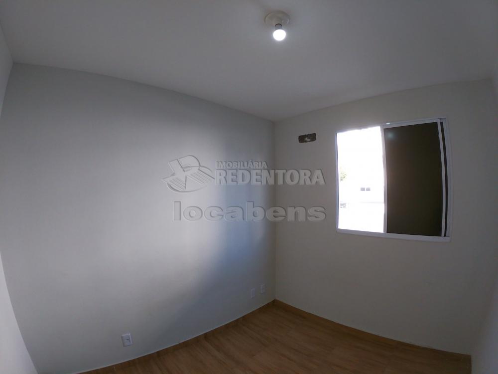 Alugar Apartamento / Padrão em São José do Rio Preto R$ 625,00 - Foto 13