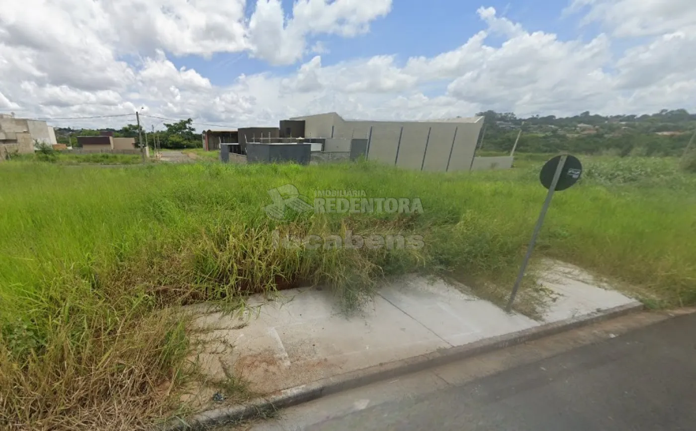 Comprar Terreno / Padrão em São José do Rio Preto R$ 106.000,00 - Foto 1