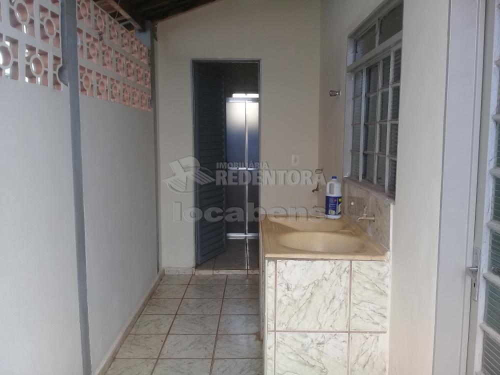 Alugar Casa / Padrão em São José do Rio Preto R$ 2.000,00 - Foto 7