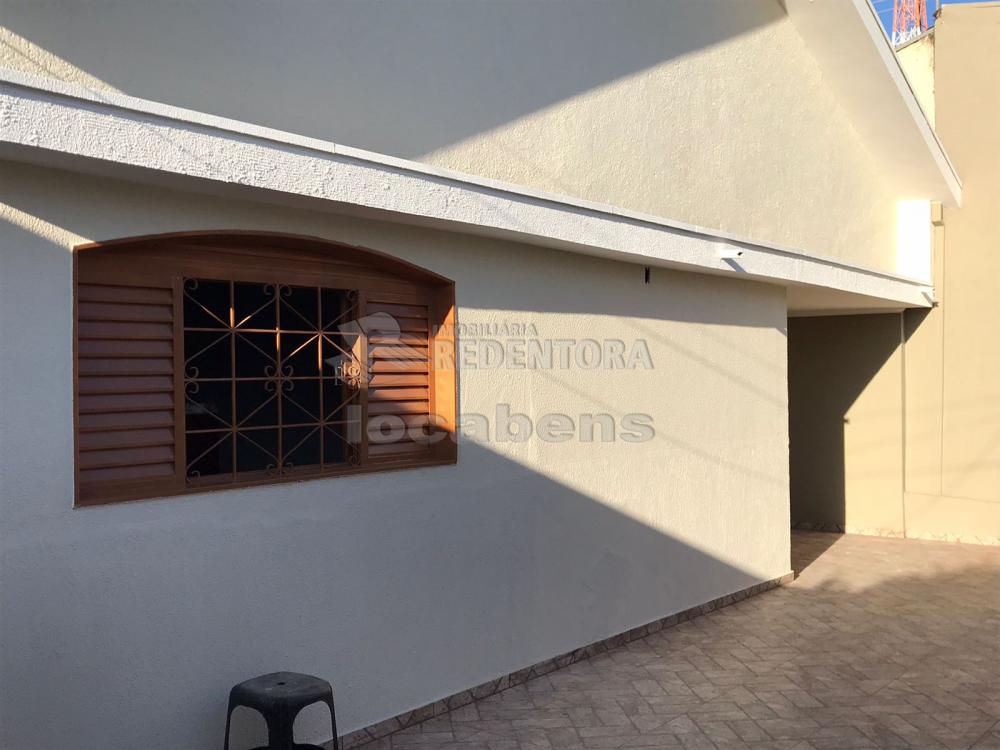 Alugar Casa / Padrão em São José do Rio Preto R$ 1.600,00 - Foto 12