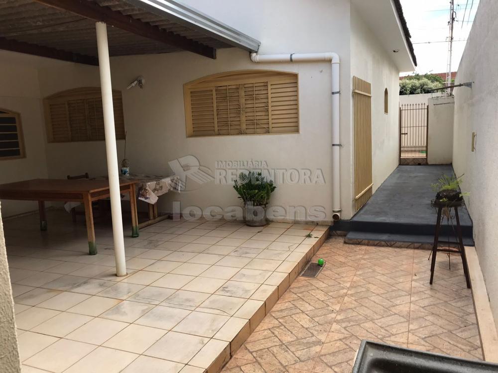 Alugar Casa / Padrão em São José do Rio Preto R$ 1.600,00 - Foto 15