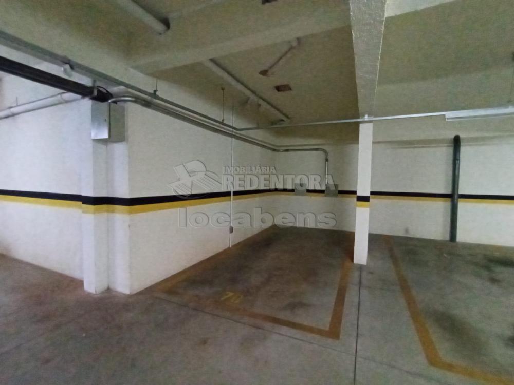 Comprar Apartamento / Padrão em São José do Rio Preto R$ 490.000,00 - Foto 17