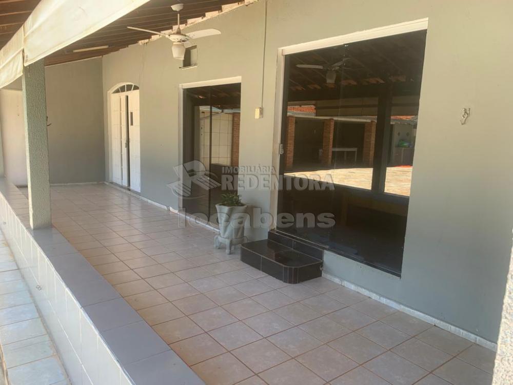 Fazenda à venda com 4 quartos, 320m² - Foto 1