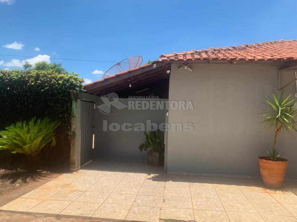 Fazenda à venda com 4 quartos, 320m² - Foto 2