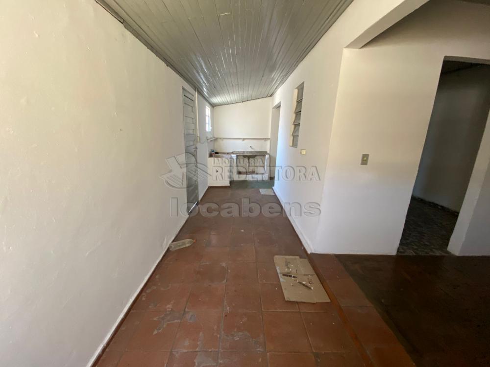 Alugar Casa / Padrão em São José do Rio Preto R$ 1.200,00 - Foto 13