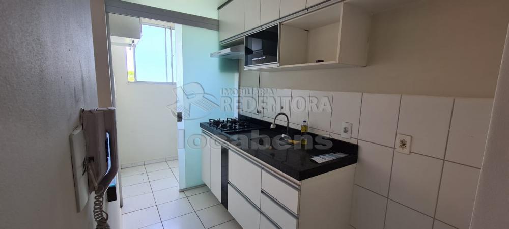 Alugar Apartamento / Padrão em São José do Rio Preto apenas R$ 800,00 - Foto 3