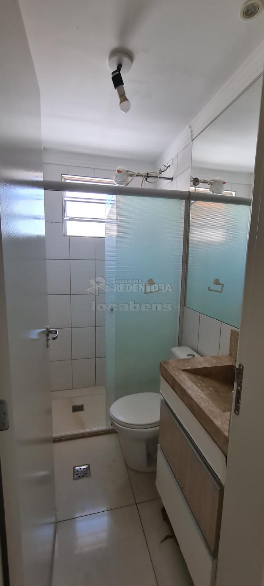 Alugar Apartamento / Padrão em São José do Rio Preto R$ 800,00 - Foto 7