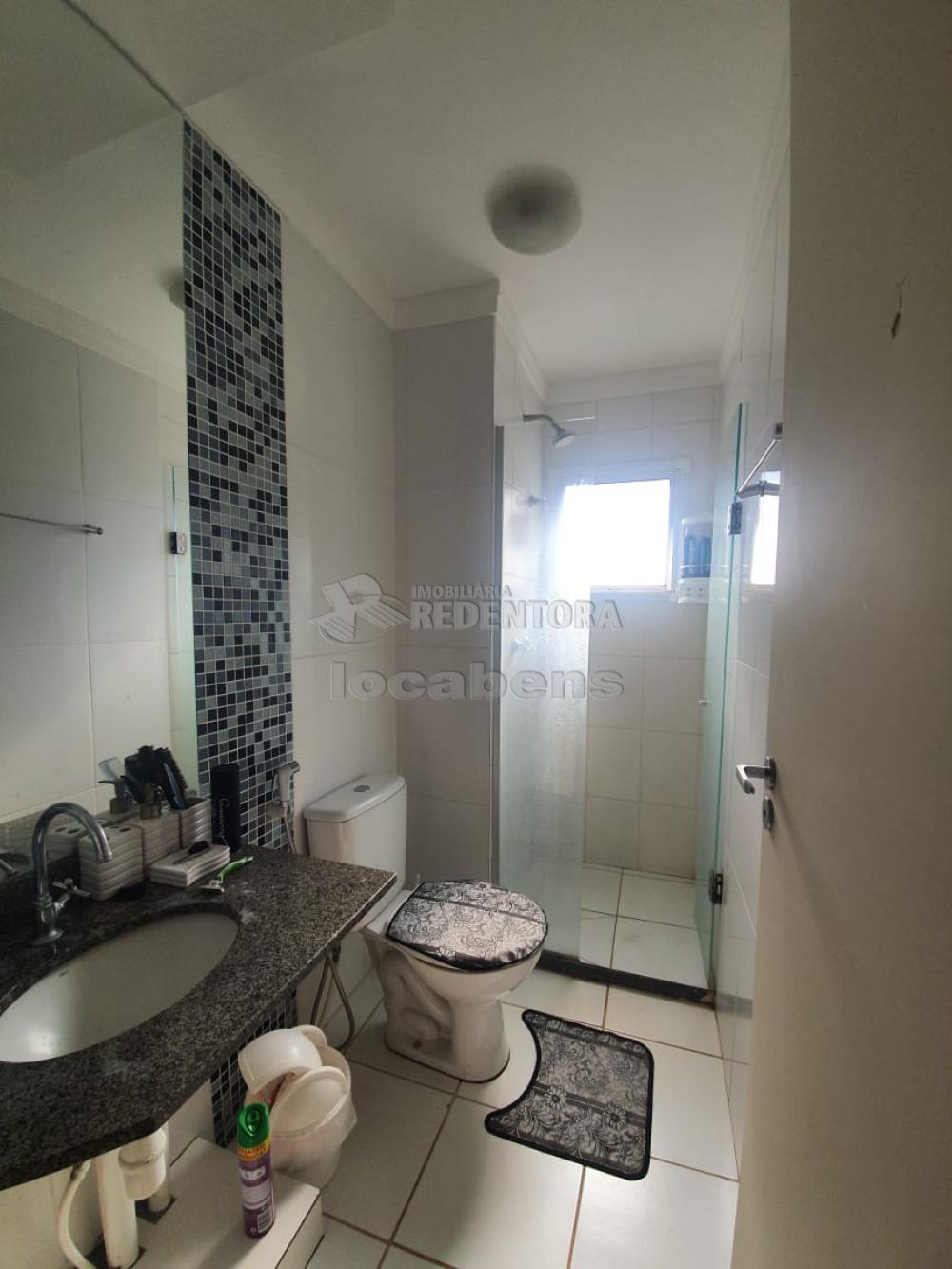 Alugar Apartamento / Padrão em São José do Rio Preto R$ 1.100,00 - Foto 5