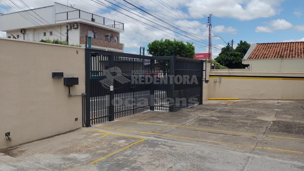 Alugar Apartamento / Padrão em São José do Rio Preto R$ 1.550,00 - Foto 3