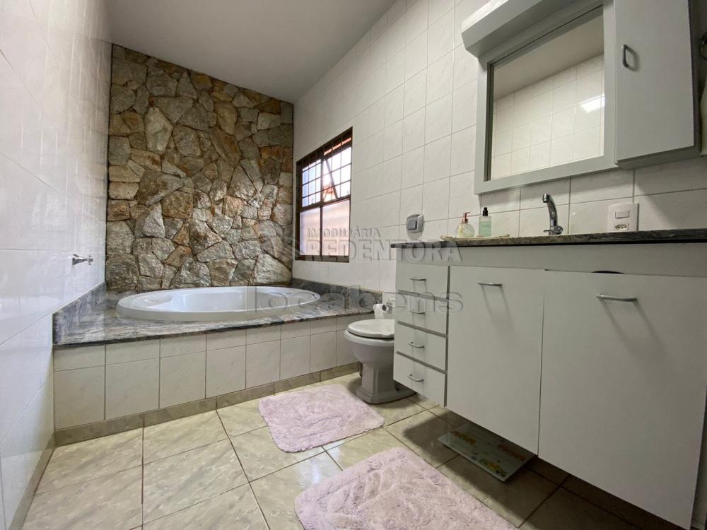 Comprar Casa / Padrão em São José do Rio Preto R$ 660.000,00 - Foto 4