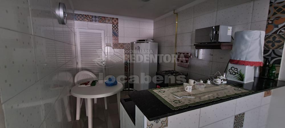 Alugar Apartamento / Padrão em São José do Rio Preto R$ 1.700,00 - Foto 11