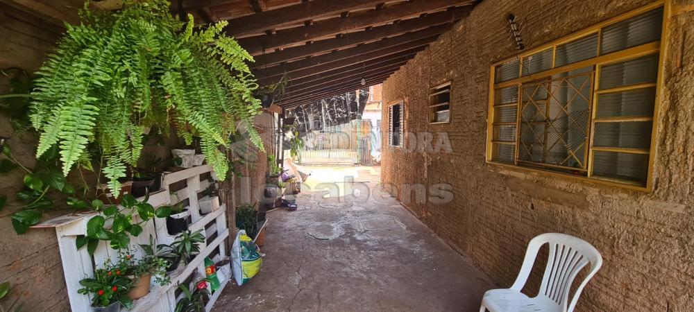 Comprar Casa / Padrão em São José do Rio Preto R$ 160.000,00 - Foto 1