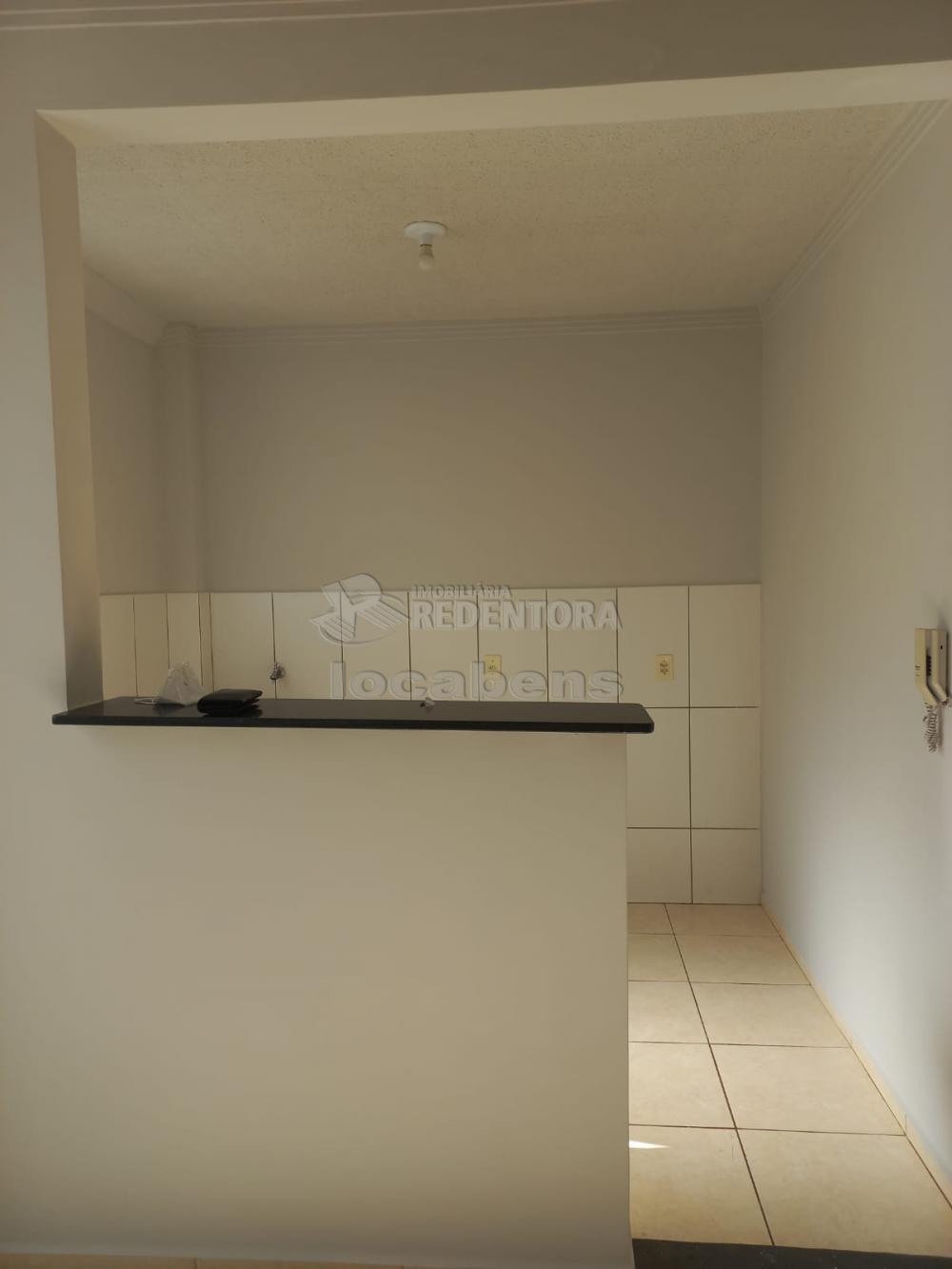 Alugar Apartamento / Padrão em São José do Rio Preto apenas R$ 650,00 - Foto 2