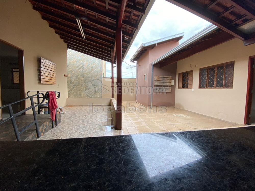 Alugar Casa / Padrão em São José do Rio Preto R$ 2.500,00 - Foto 3