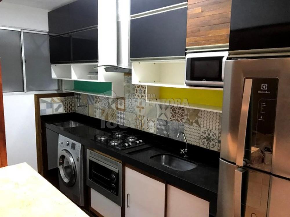 Alugar Apartamento / Padrão em São José do Rio Preto R$ 1.850,00 - Foto 1