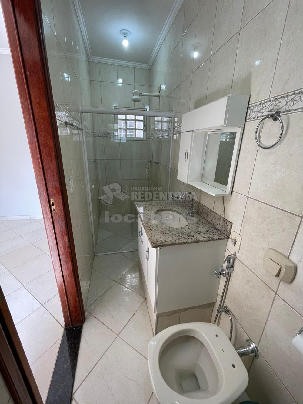 Alugar Casa / Sobrado em São José do Rio Preto R$ 1.700,00 - Foto 5