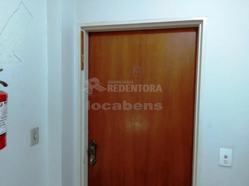 Comprar Apartamento / Padrão em São José do Rio Preto R$ 250.000,00 - Foto 3